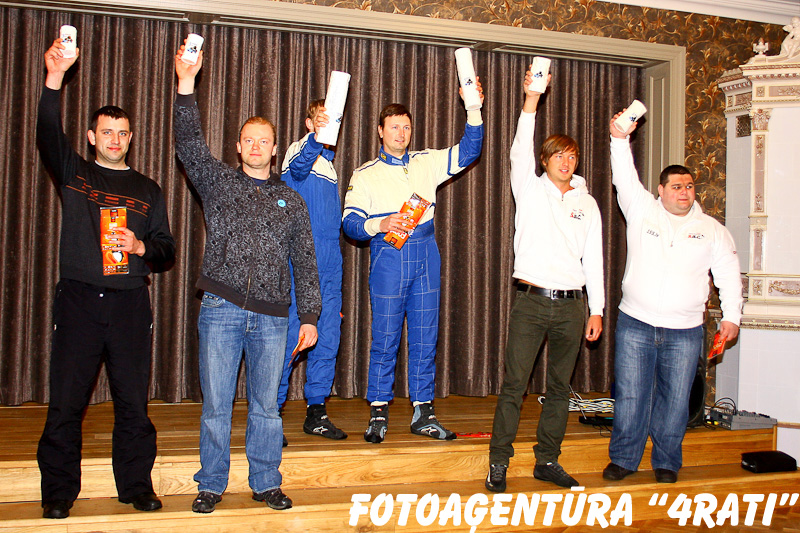 A.Grīva / R.Vēveris